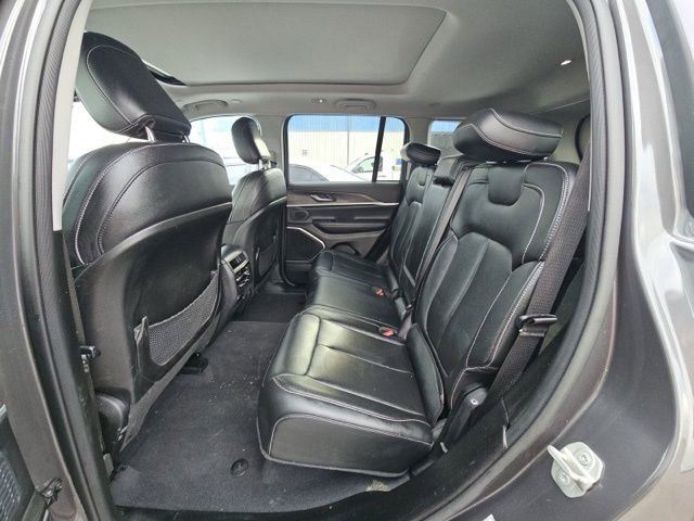 Used 2023 Jeep Grand Cherokee 4WD 4xe image 14