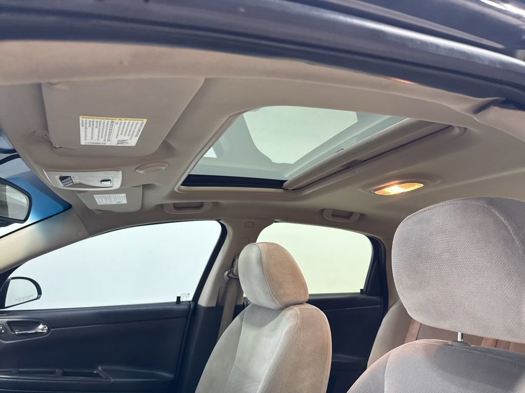 Used 2014 Chevrolet Impala LT w/ LT Sunroof Package image 24