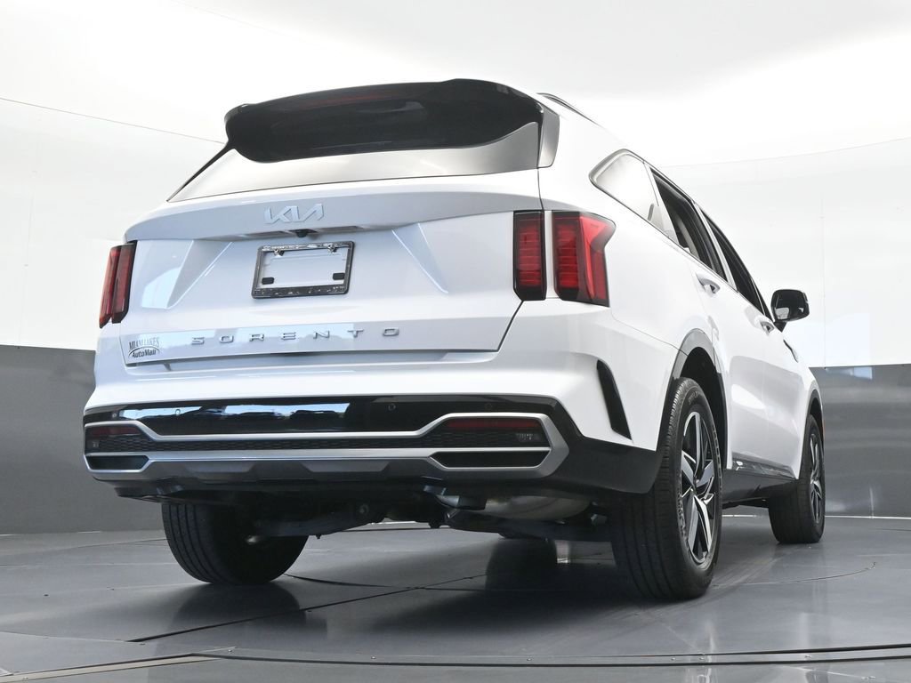 Used 2022 Kia Sorento EX w/ Panoramic Sunroof Package FWD image 62