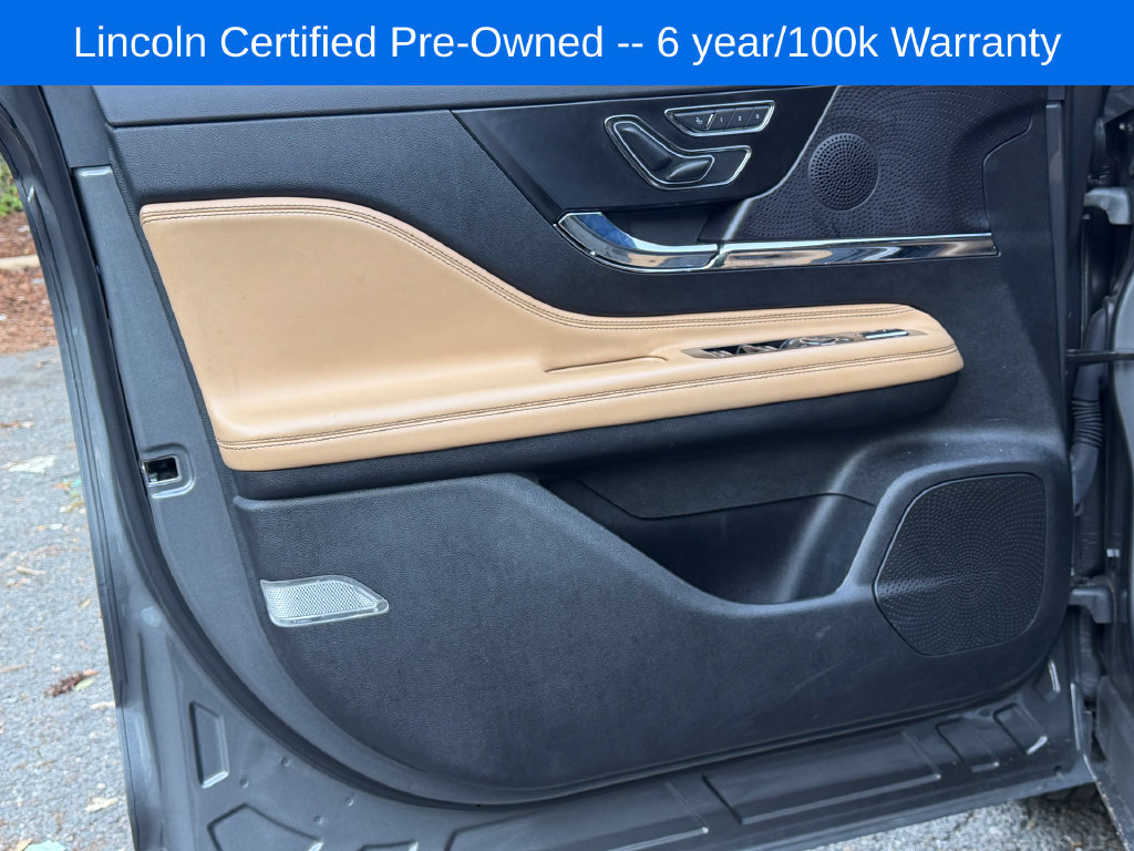 Used 2023 Lincoln Corsair Reserve AWD/4WD image 25