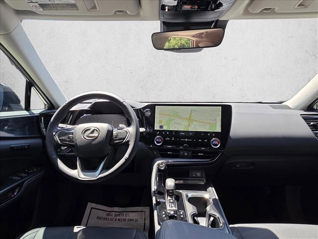 Used 2025 Lexus NX 350 AWD w/ Accessory Package (Z2) image 17