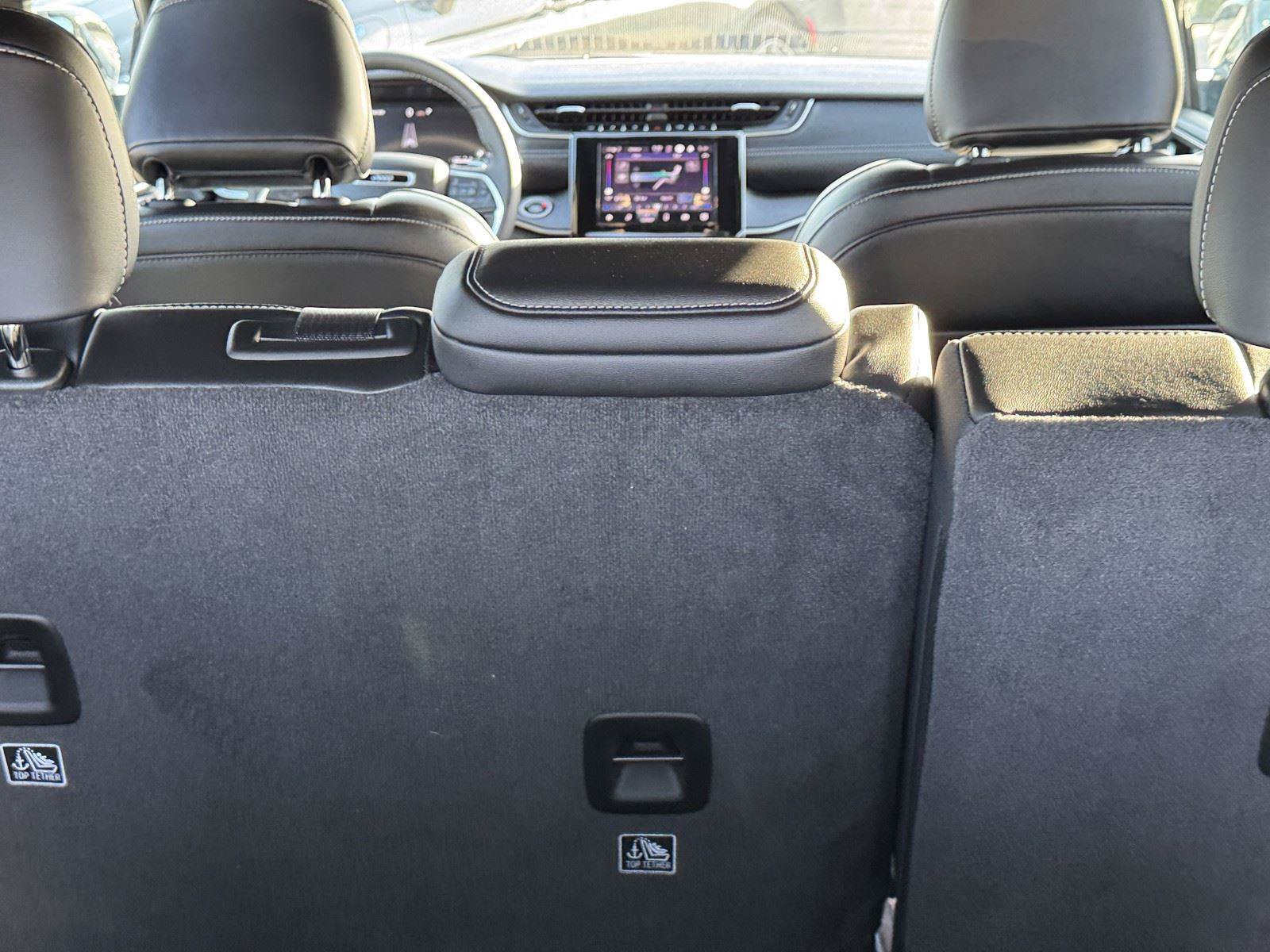Certified 2025 Jeep Grand Cherokee L Altitude RWD image 13
