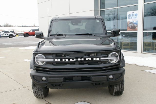 Used 2023 Ford Bronco Outer Banks image 6