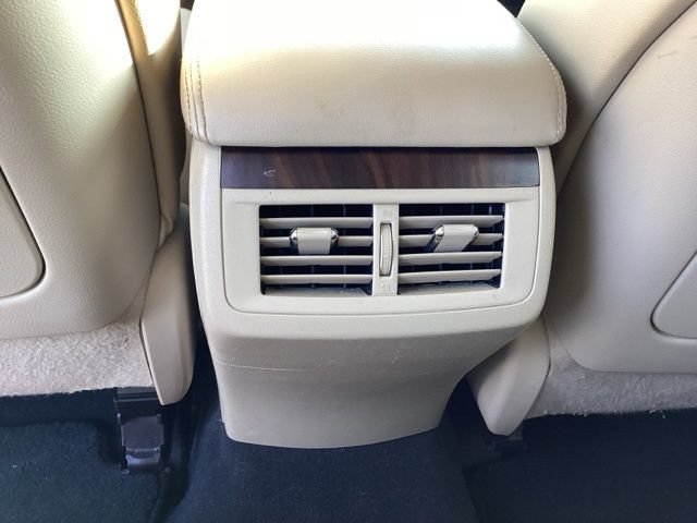 Used 2013 Toyota Venza XLE AWD/4WD image 16