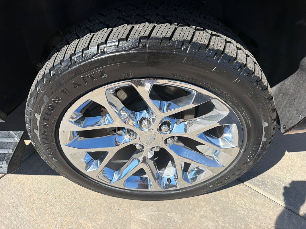 Used 2017 Chevrolet Tahoe Premier AWD/4WD image 11
