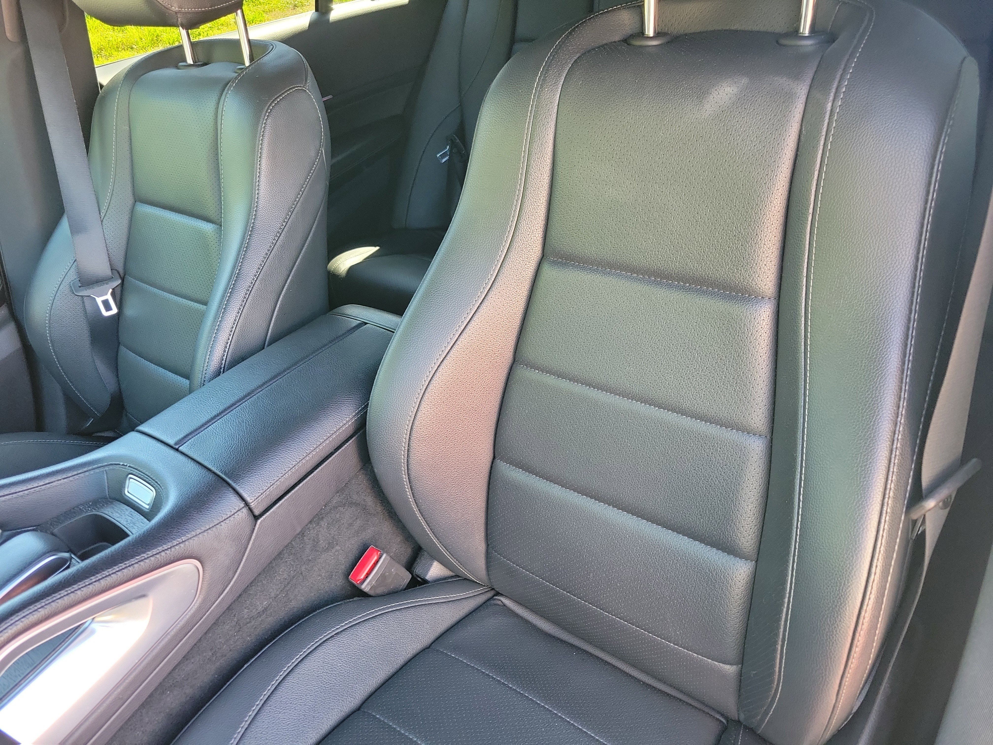 Used 2022 Mercedes-Benz GLE 350 w/ Premium Package image 7