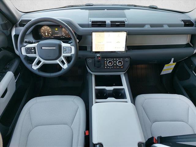 Used 2025 Land Rover Defender 110 S AWD/4WD image 9