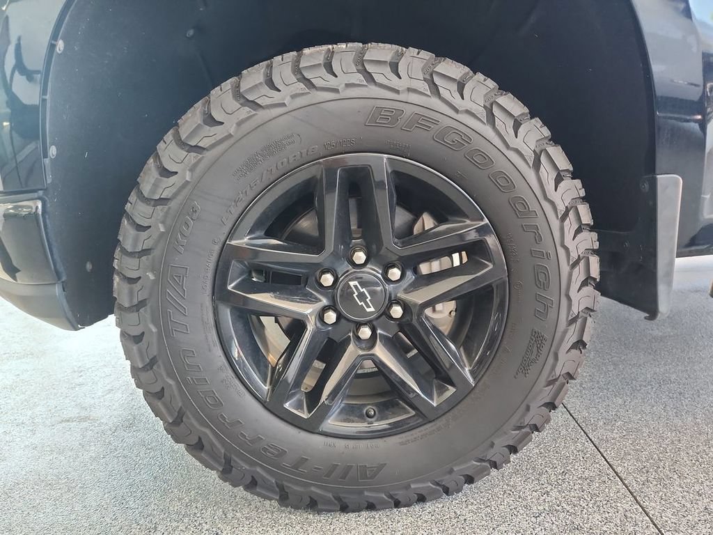 Certified 2019 Chevrolet Silverado 1500 LT Trail Boss AWD/4WD image 32