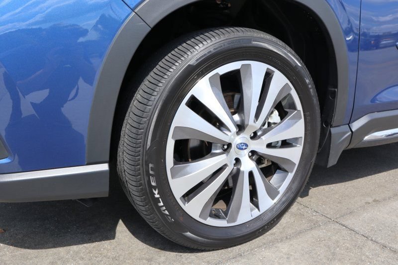 Used 2022 Subaru Ascent Limited w/ Technology Package AWD/4WD image 8