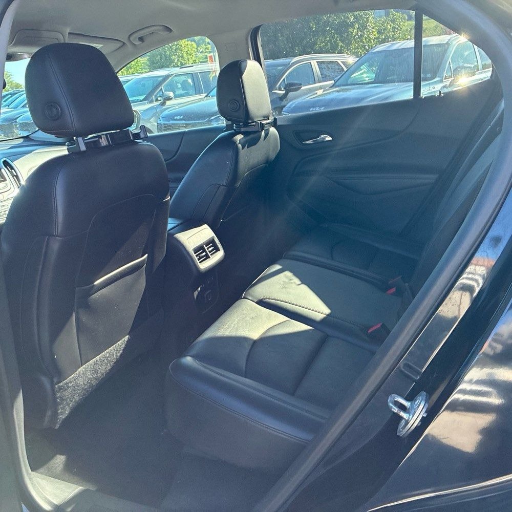 Used 2019 Chevrolet Equinox Premier FWD image 12