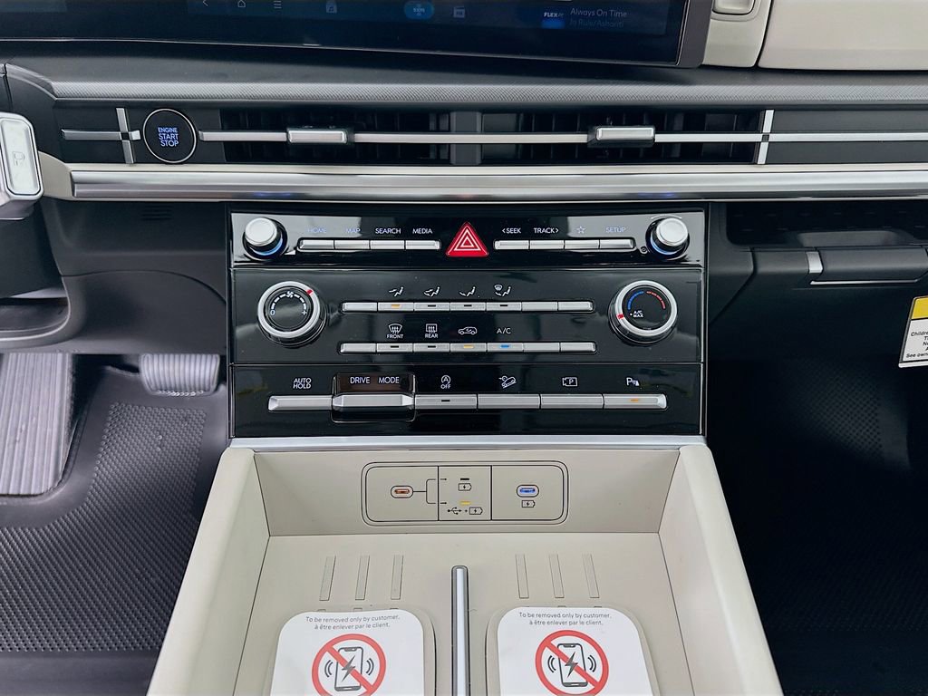 New 2026 Hyundai Santa Fe SE image 13