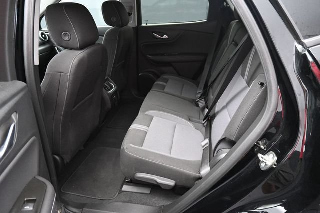 Used 2025 Chevrolet Blazer LT FWD image 13