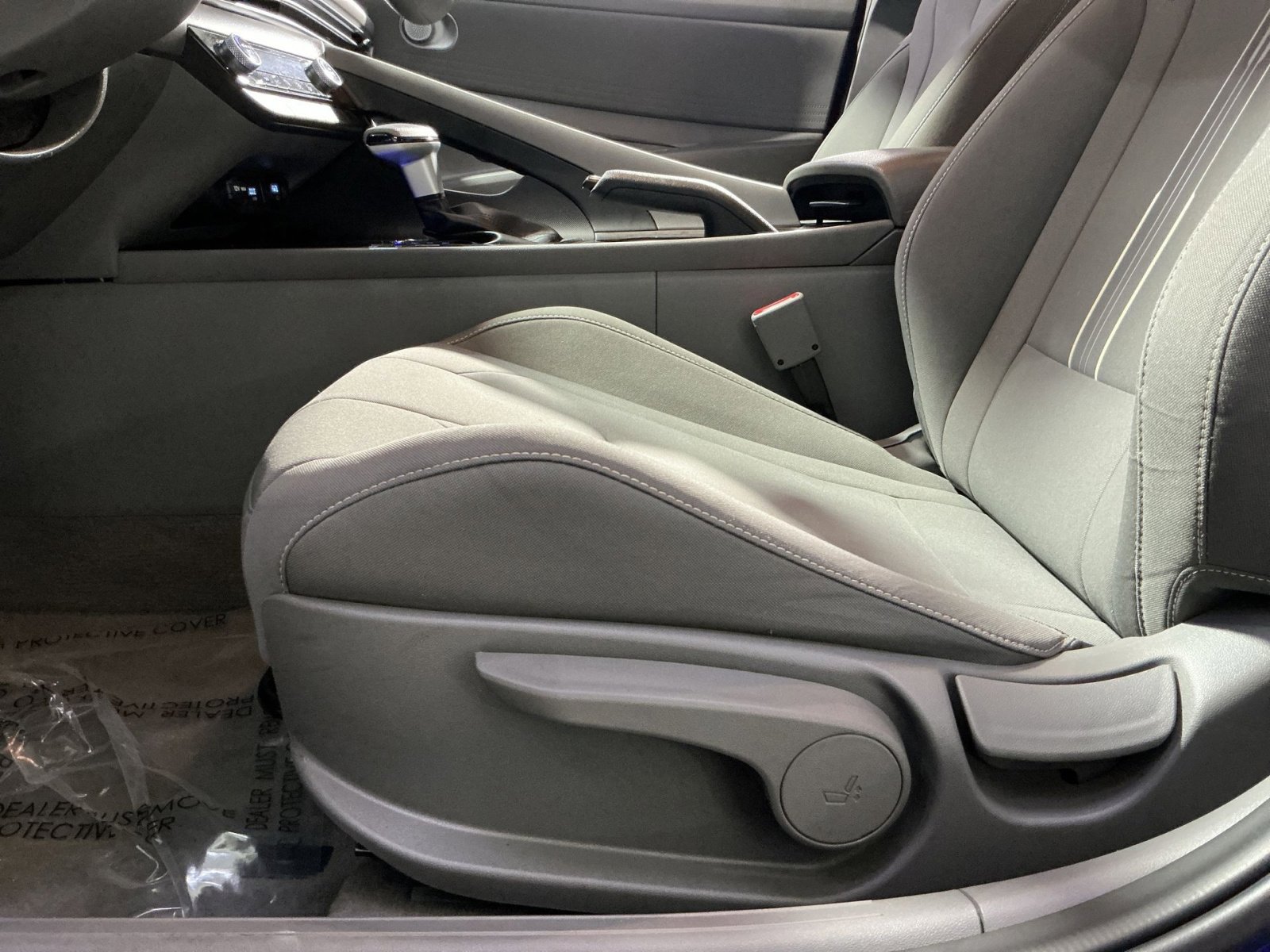 Used 2023 Hyundai Elantra SEL image 22