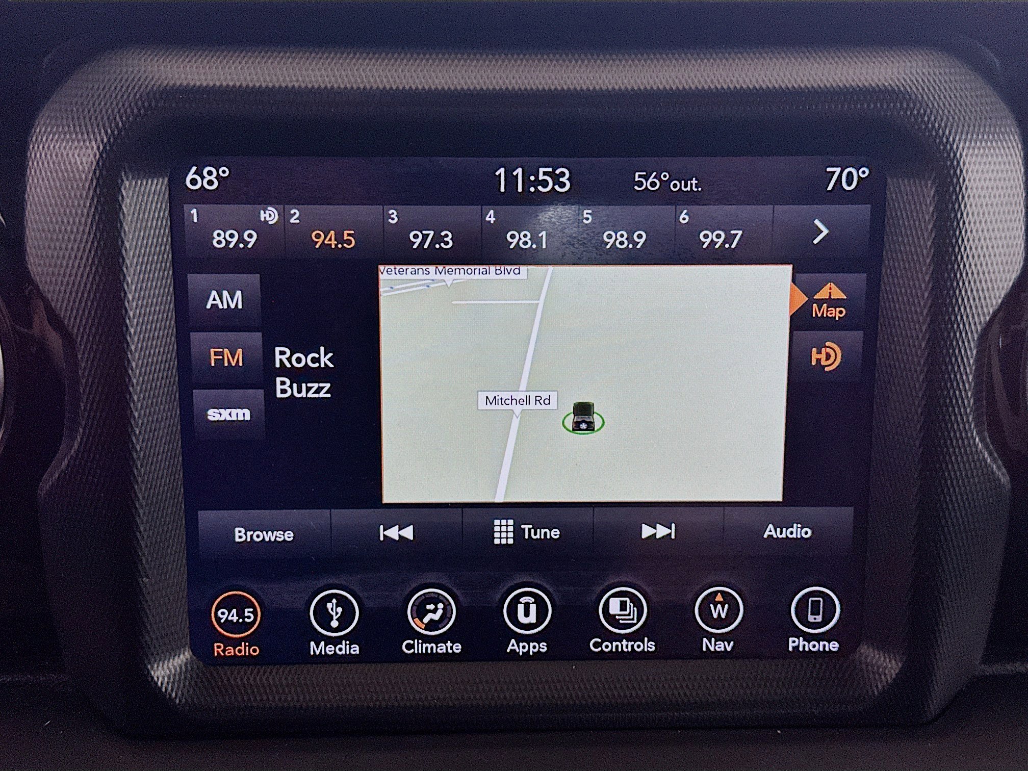 Used 2019 Jeep Wrangler Unlimited Sahara image 19