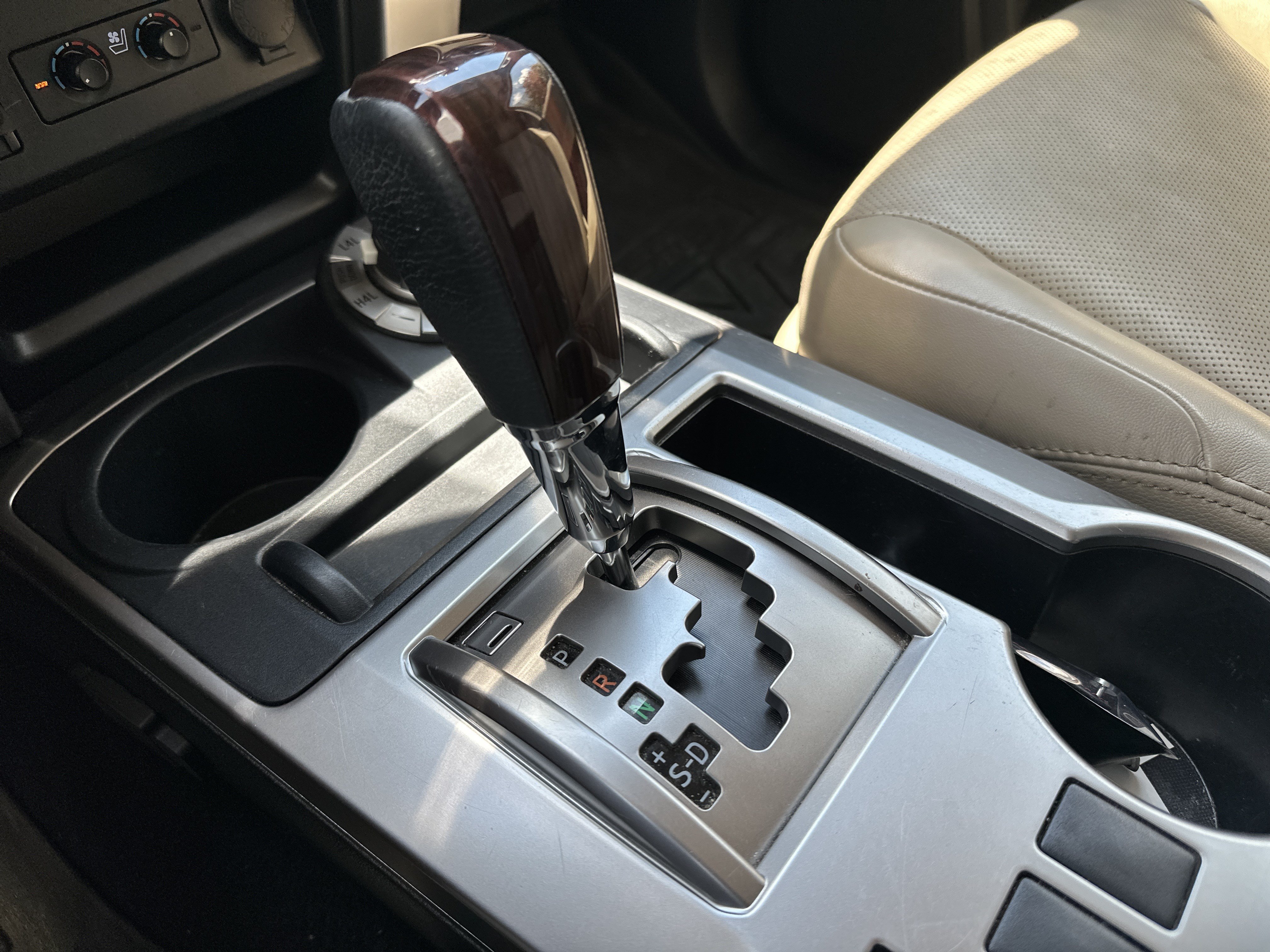 Used 2017 Toyota 4Runner Limited AWD/4WD image 24