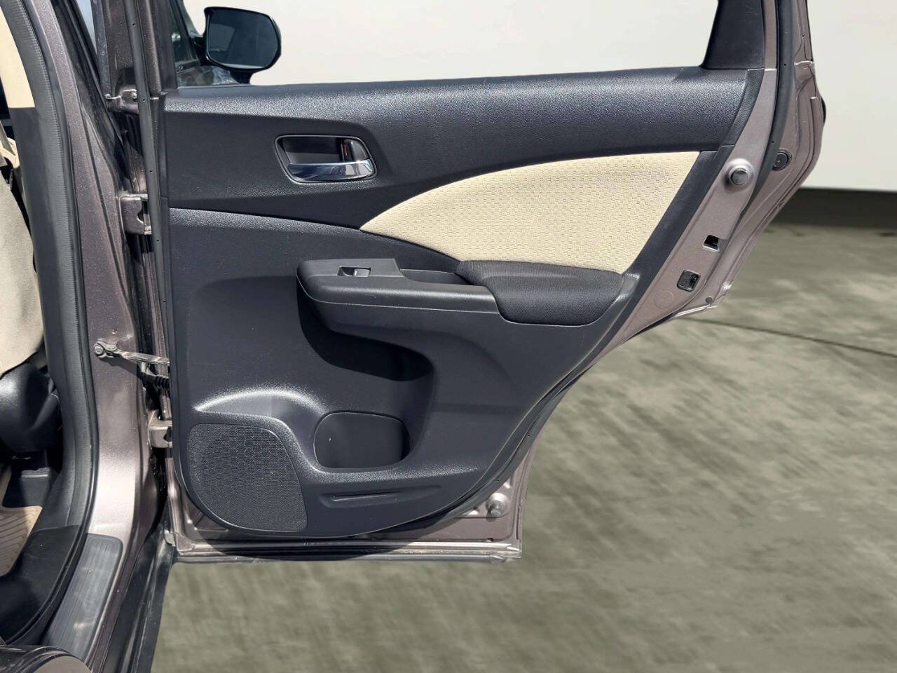 Used 2016 Honda CR-V EX image 25