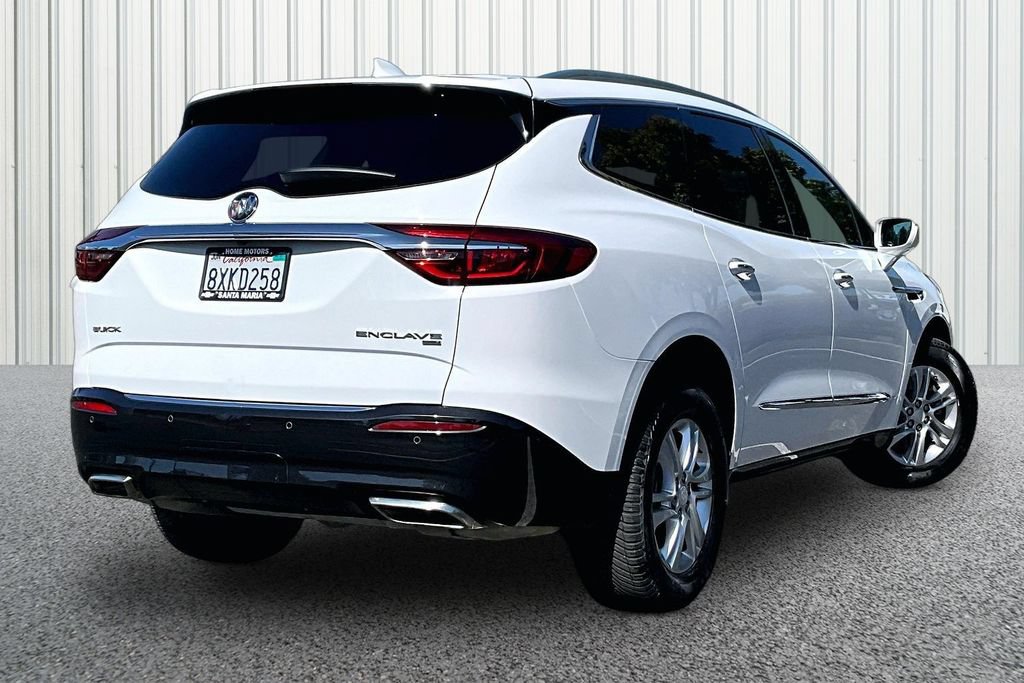 Used 2018 Buick Enclave Essence AWD/4WD image 24
