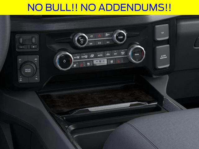 New 2026 Ford F250 Lariat w/ Black Appearance Package image 16