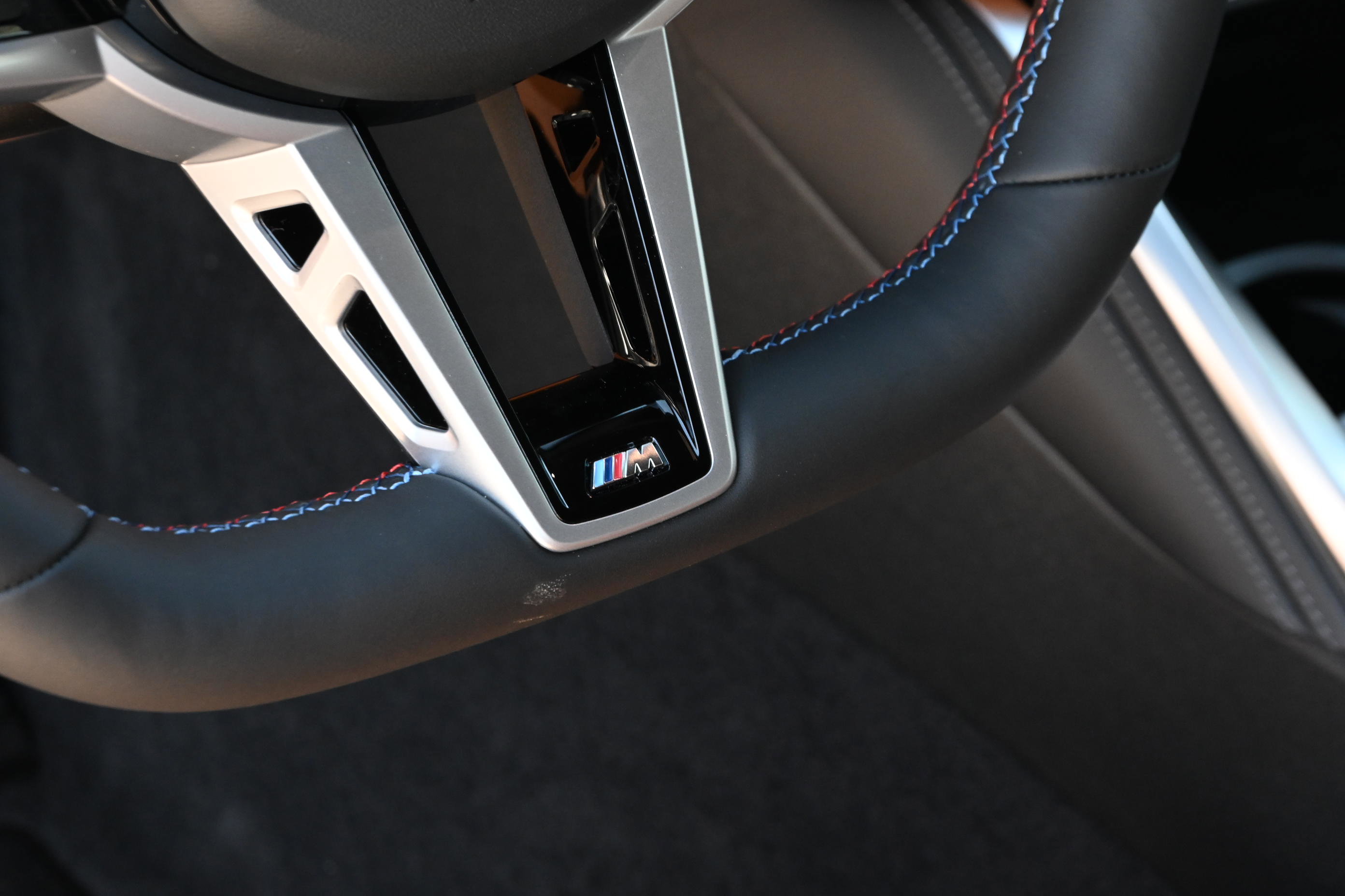 New 2026 BMW M440i Convertible image 25
