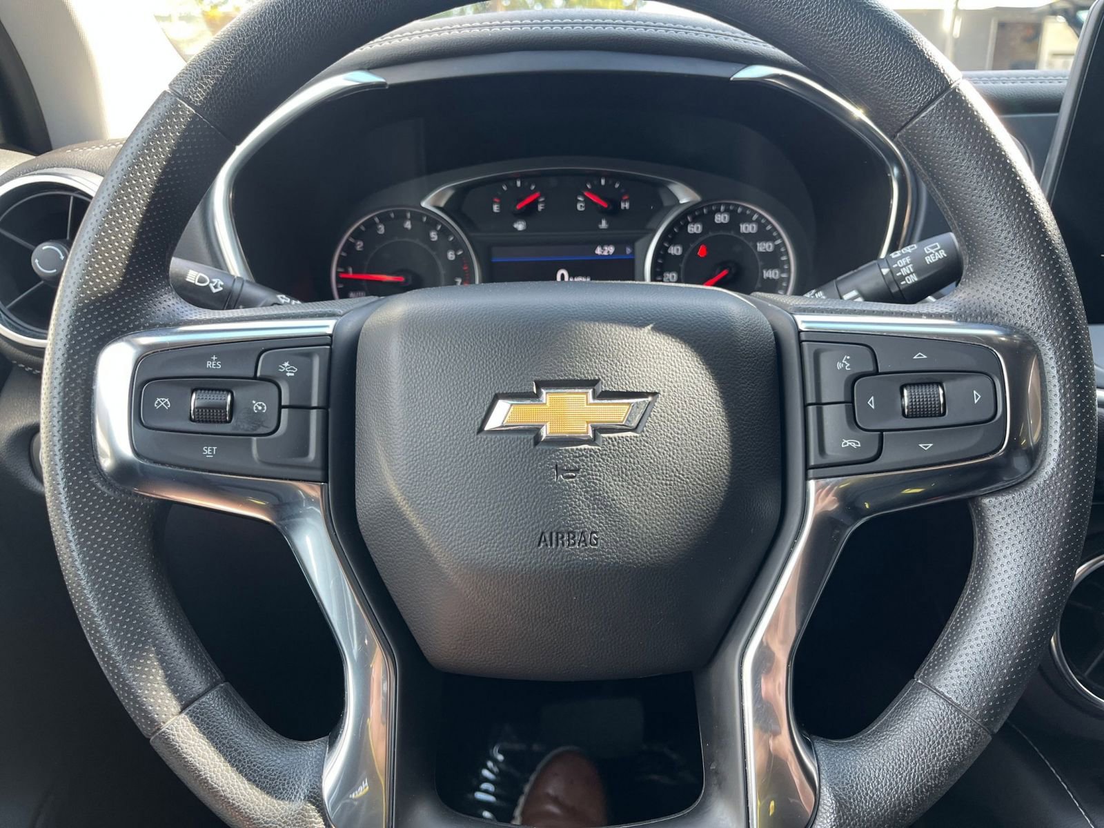 Used 2025 Chevrolet Blazer LT FWD image 29