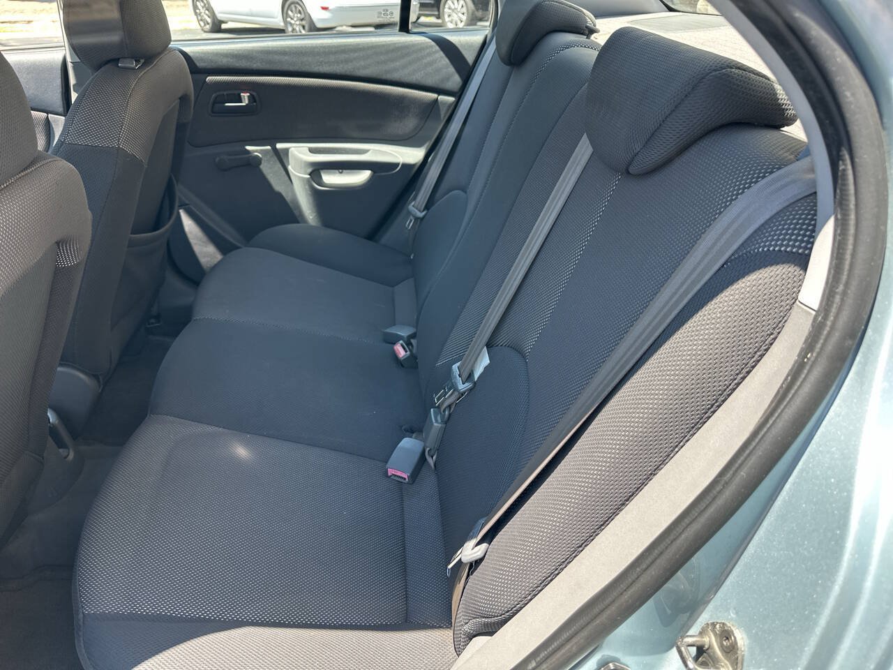 Used 2007 Kia Rio LX FWD image 8