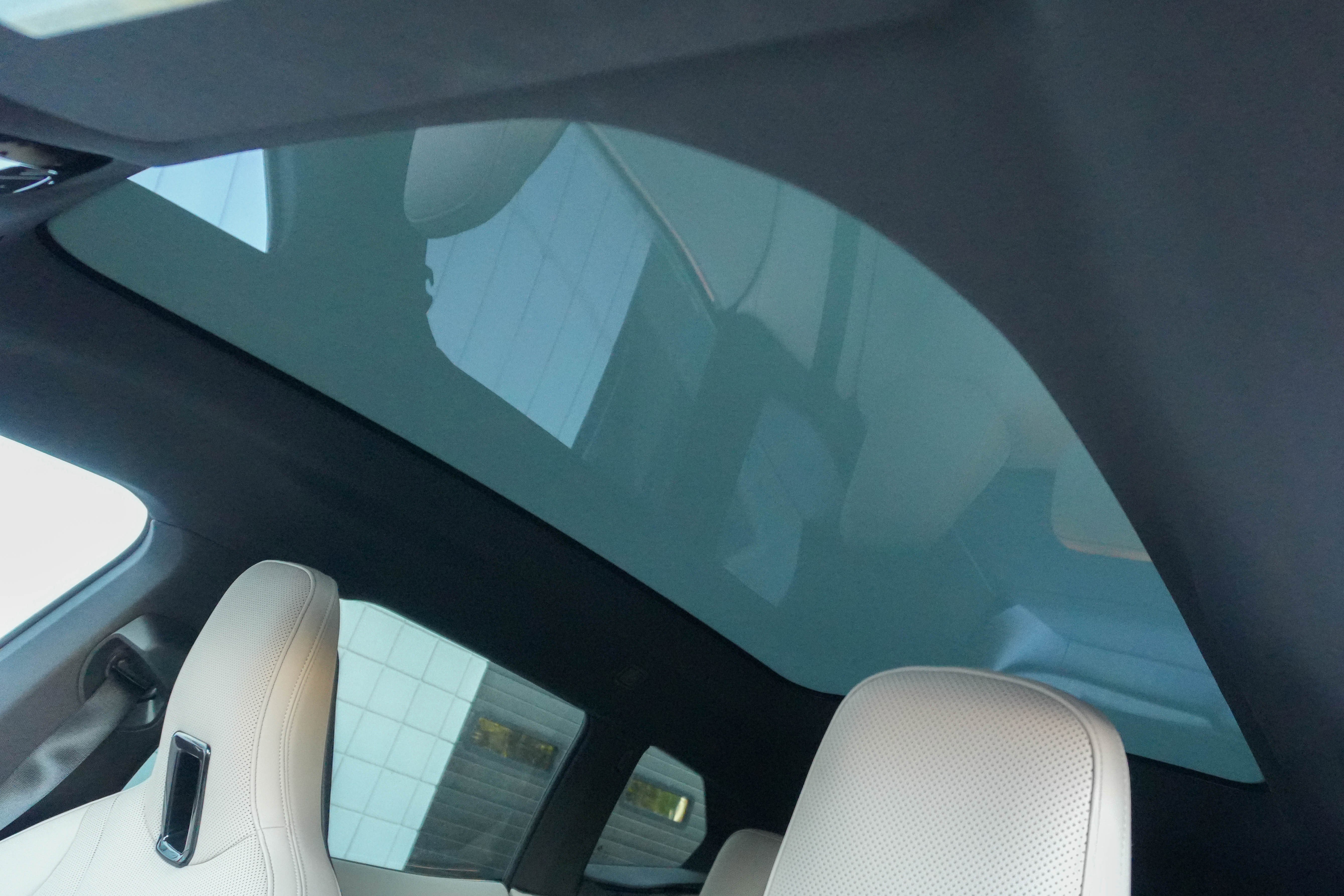 Certified 2023 BMW iX xDrive50 w/ Premium Package image 10