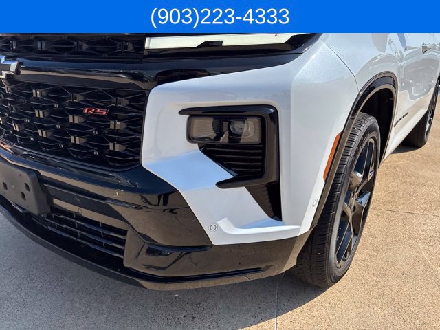 Used 2026 Chevrolet Traverse RS w/ LPO, Floor Liner Package FWD image 6