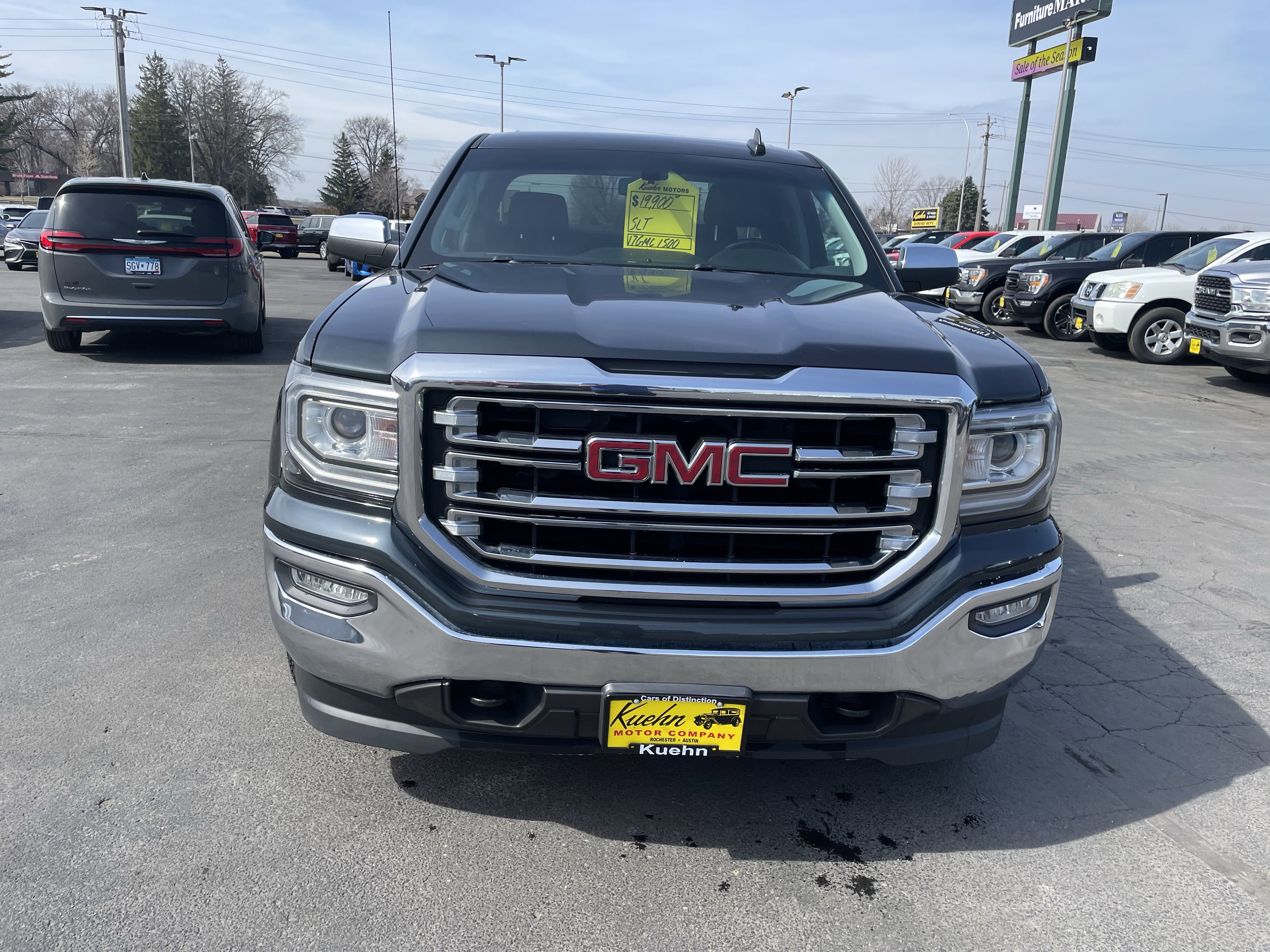 Used 2017 GMC Sierra 1500 SLT w/ SLT Premium Package image 3