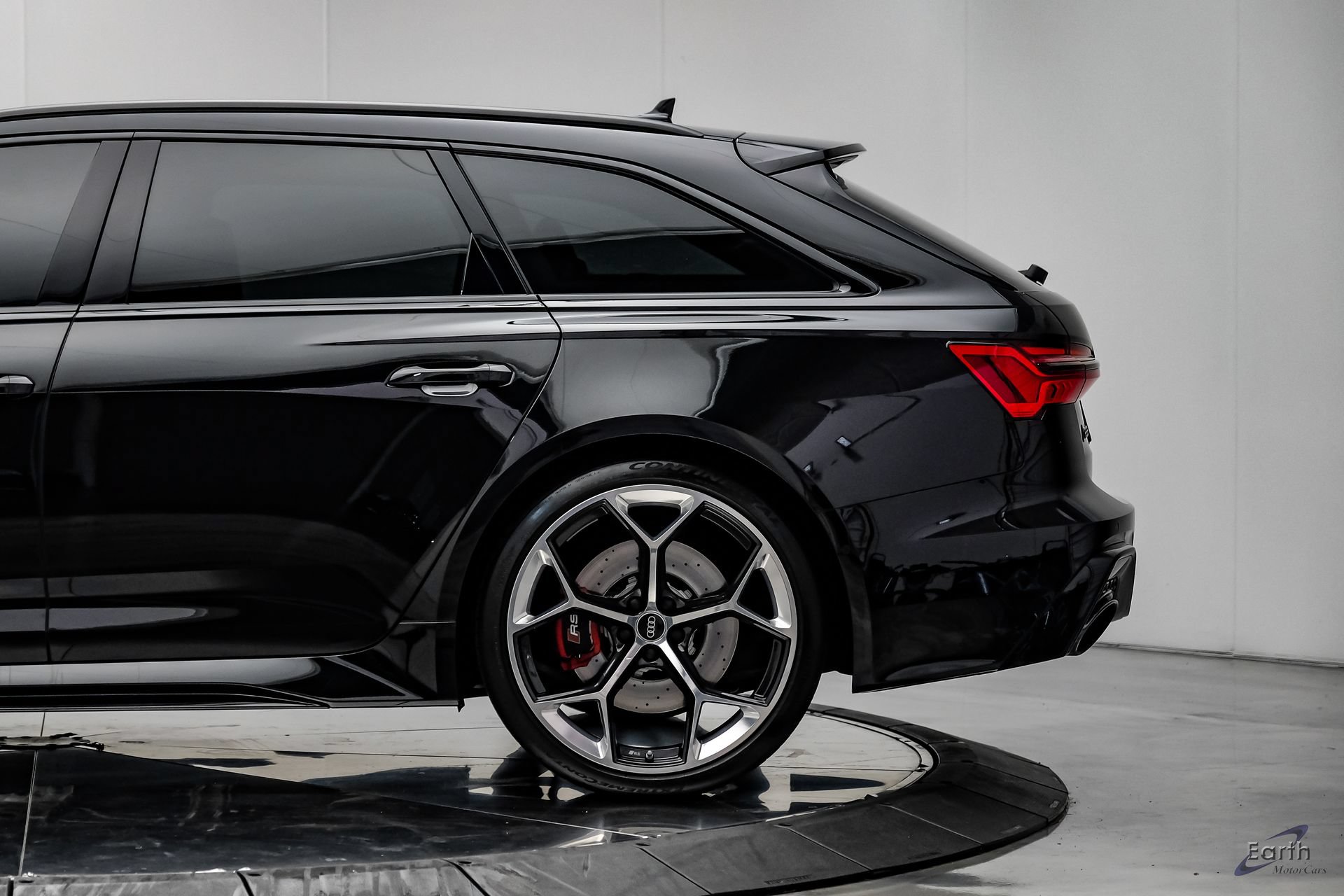 Used 2024 Audi RS 6 performance AWD/4WD image 9