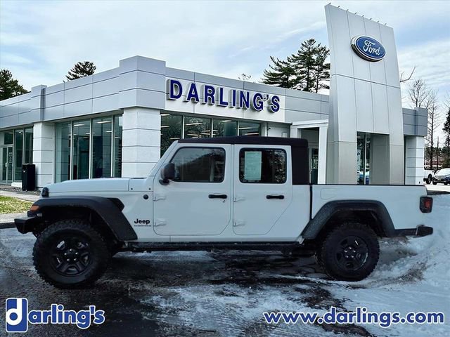 Used 2025 Jeep Gladiator Sport image 5