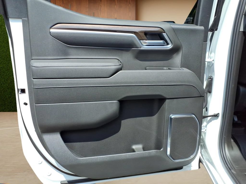 New 2026 Chevrolet Silverado 1500 RST AWD/4WD image 25