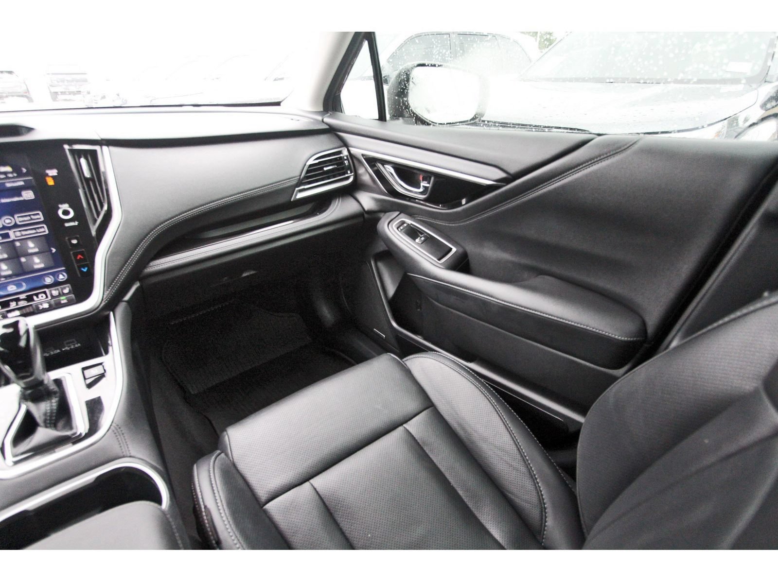 Used 2025 Subaru Outback Touring XT AWD/4WD image 10