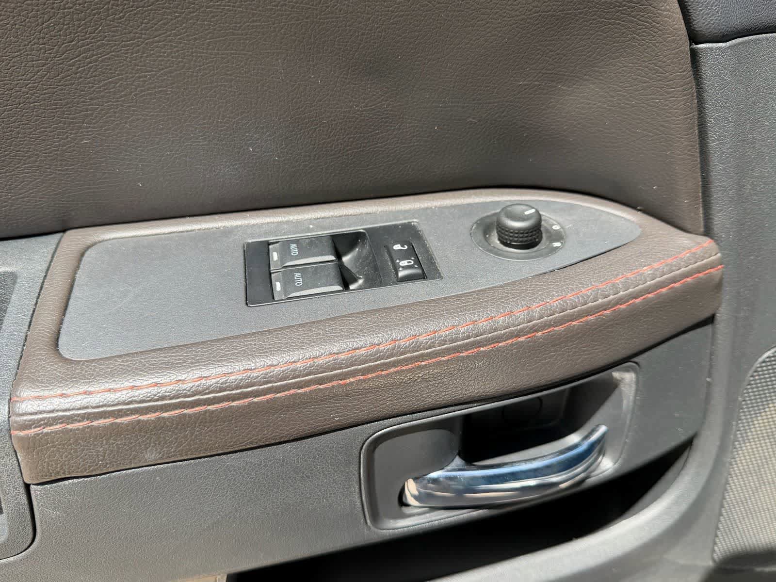 Used 2010 Dodge Challenger R/T RWD image 18
