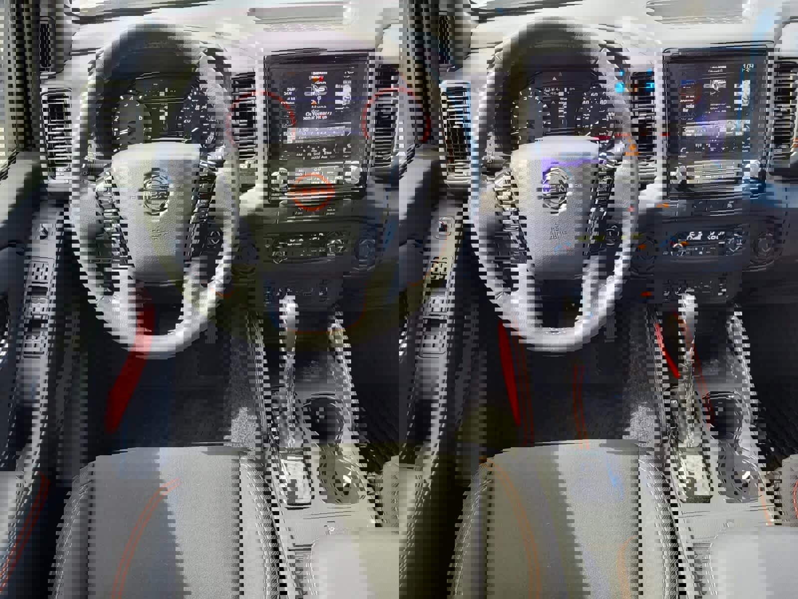 Used 2023 Nissan Frontier Pro-X w/ Pro Convenience Package image 5