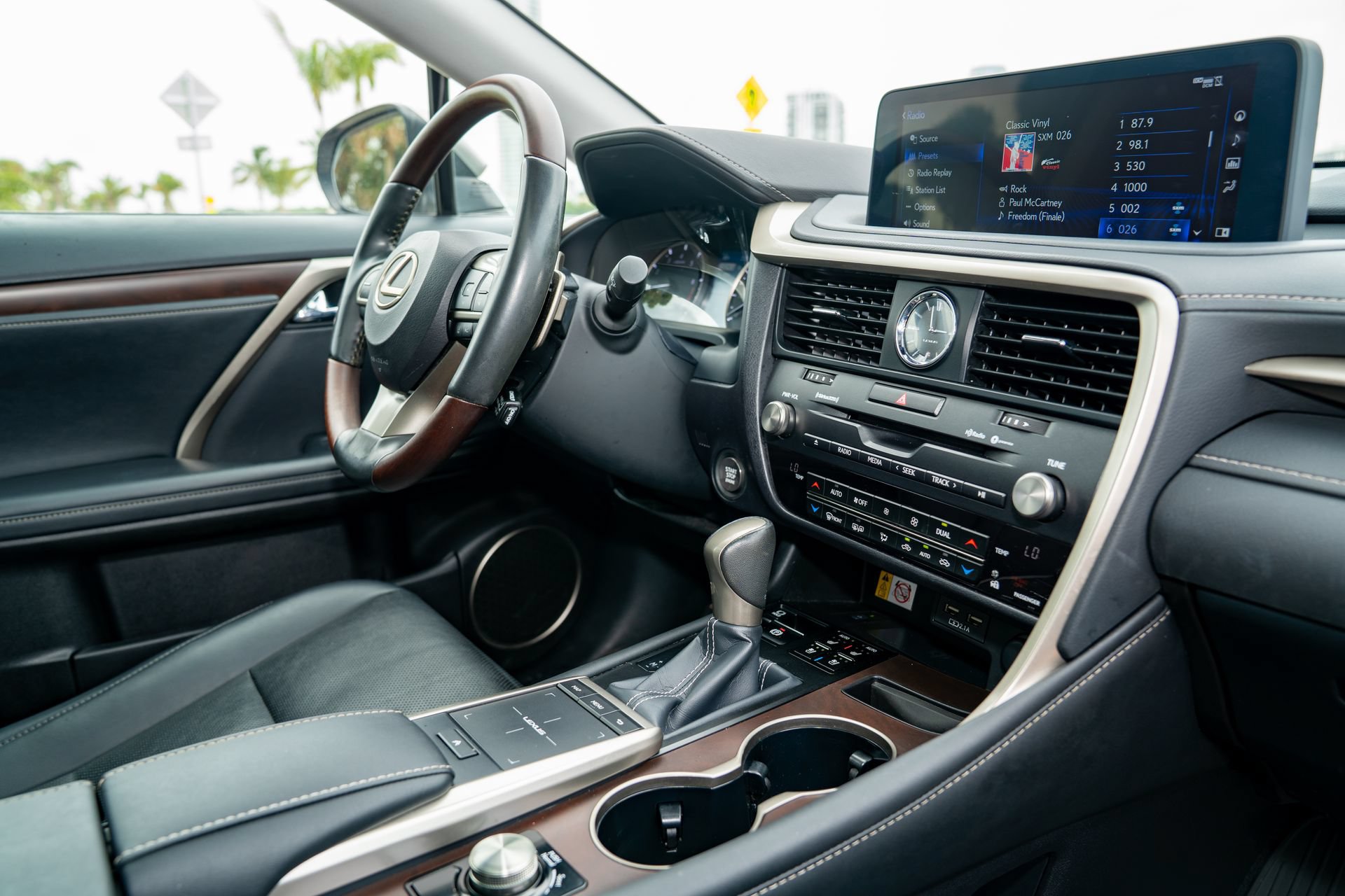 Used 2022 Lexus RX 350 FWD w/ Premium Package image 21