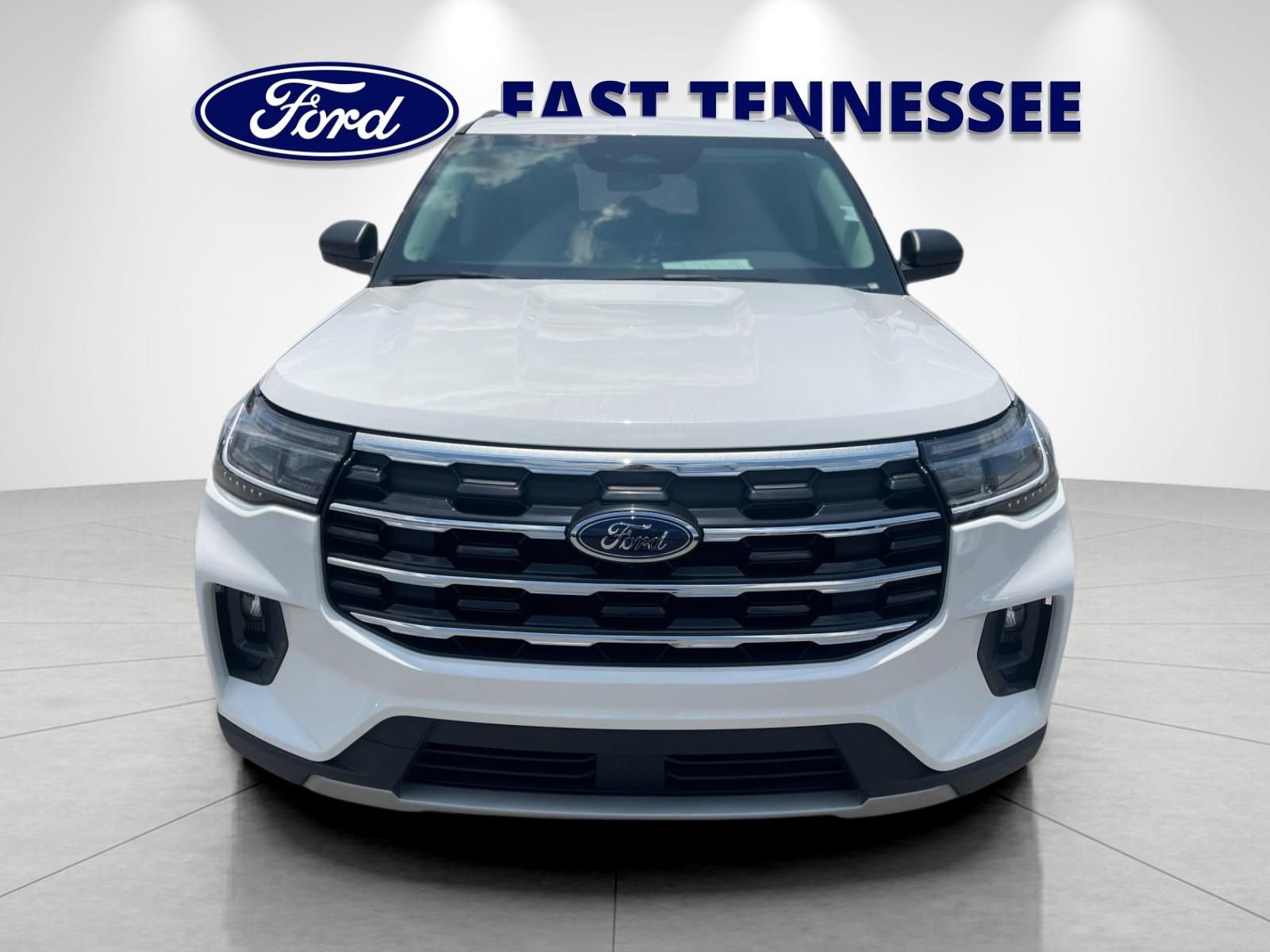 Used 2025 Ford Explorer Active w/ Active Comfort Package RWD image 9