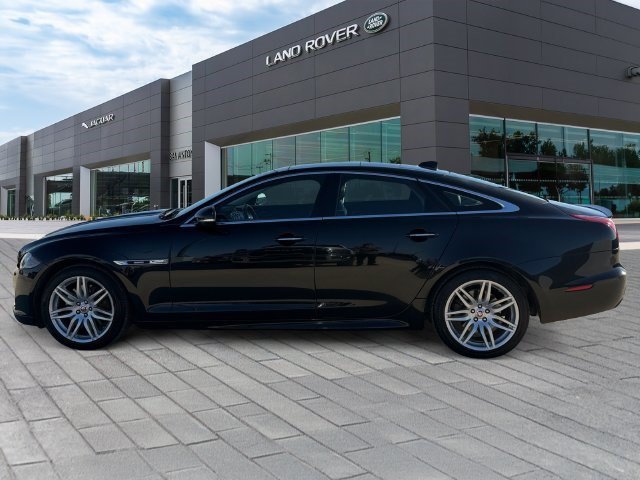 Used 2019 Jaguar XJ R-Sport RWD image 2