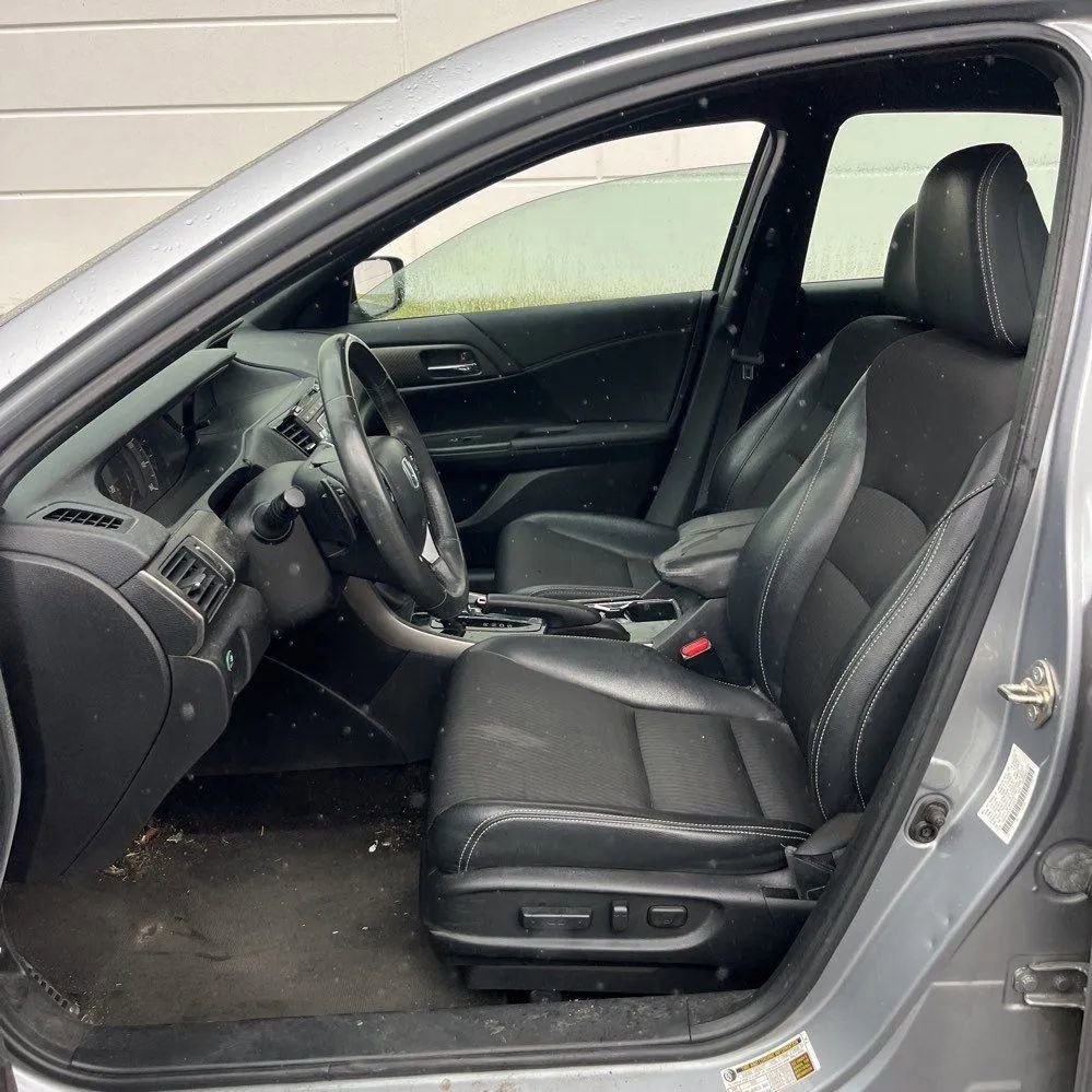 Used 2017 Honda Accord Sport image 17