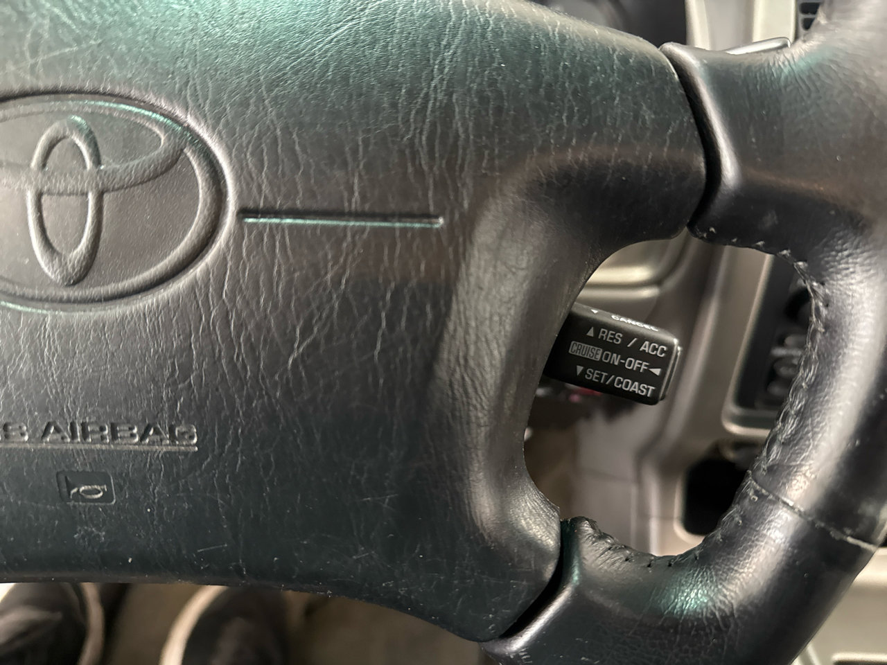 Used 2002 Toyota 4Runner SR5 image 12