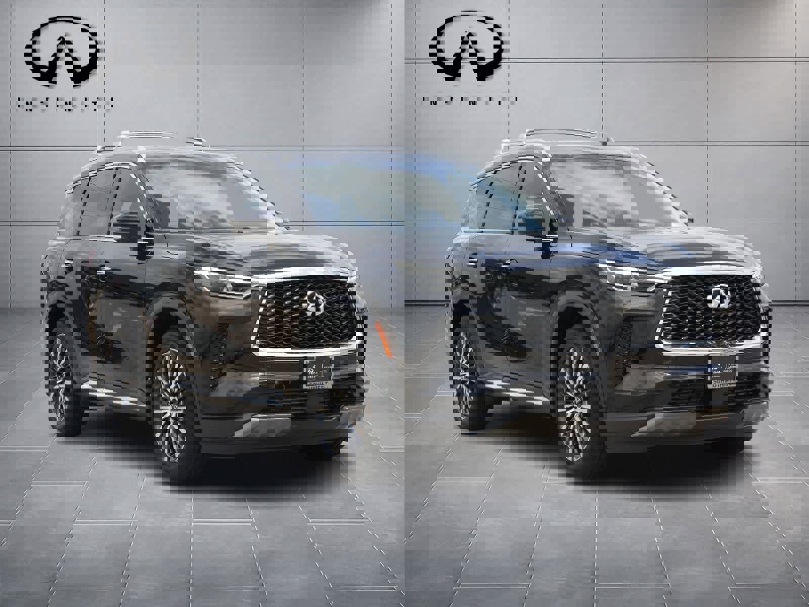 Certified 2025 INFINITI QX60 Sensory image 3