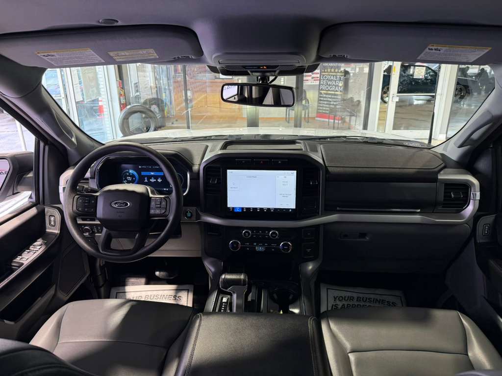 Used 2022 Ford F150 Lightning Pro image 25