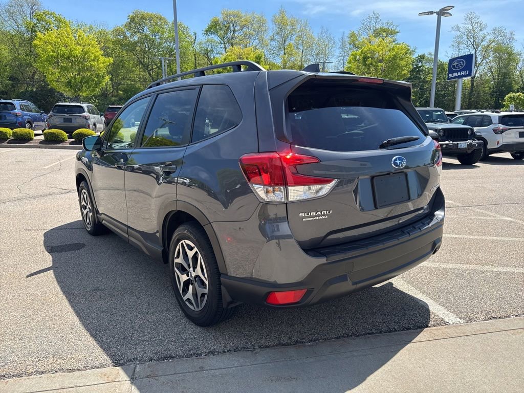 Used 2023 Subaru Forester Premium AWD/4WD image 5