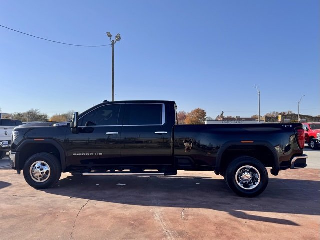 Used 2025 GMC Sierra 3500 SLT w/ SLT Convenience Package image 9