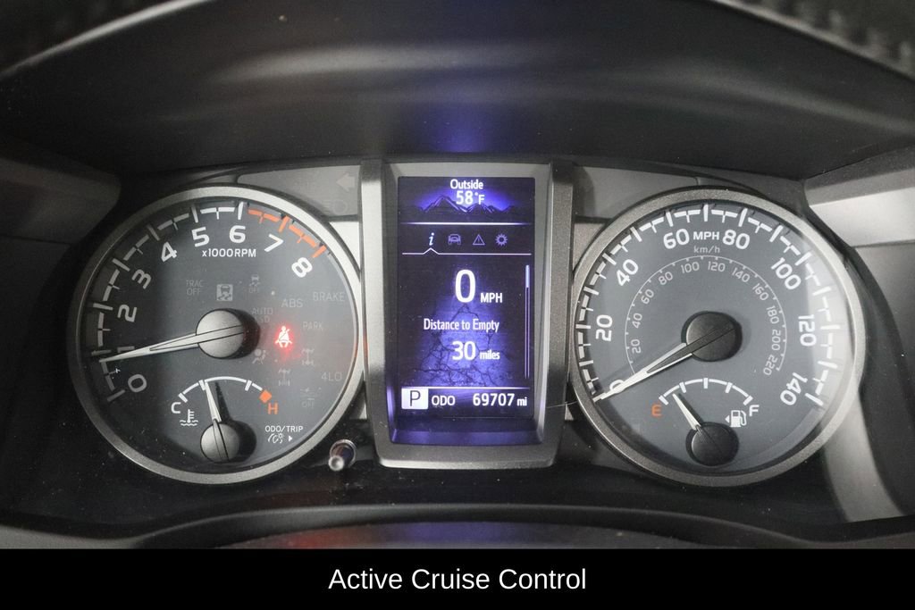 Used 2020 Toyota Tacoma TRD Off-Road image 11