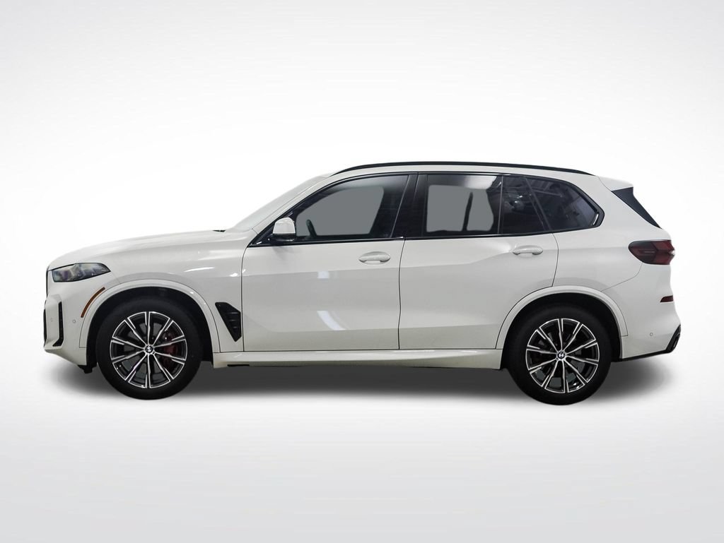 Certified 2024 BMW X5 xDrive40i w/ M Sport Package AWD/4WD image 2