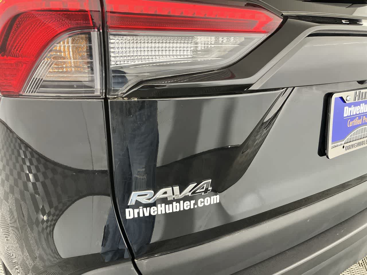 Used 2025 Toyota RAV4 XLE FWD image 11