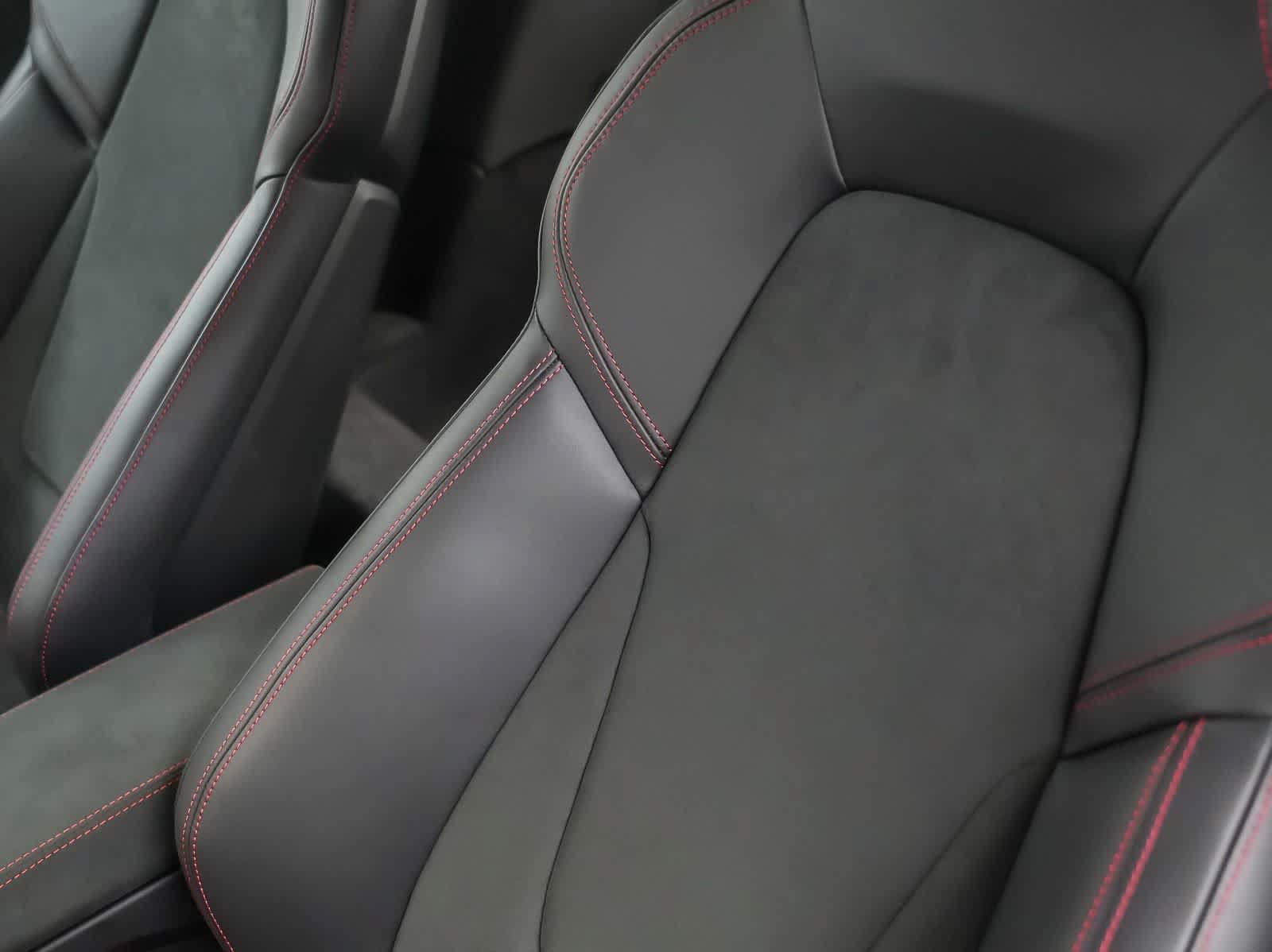 Certified 2026 Porsche 911 GT3 RWD image 36