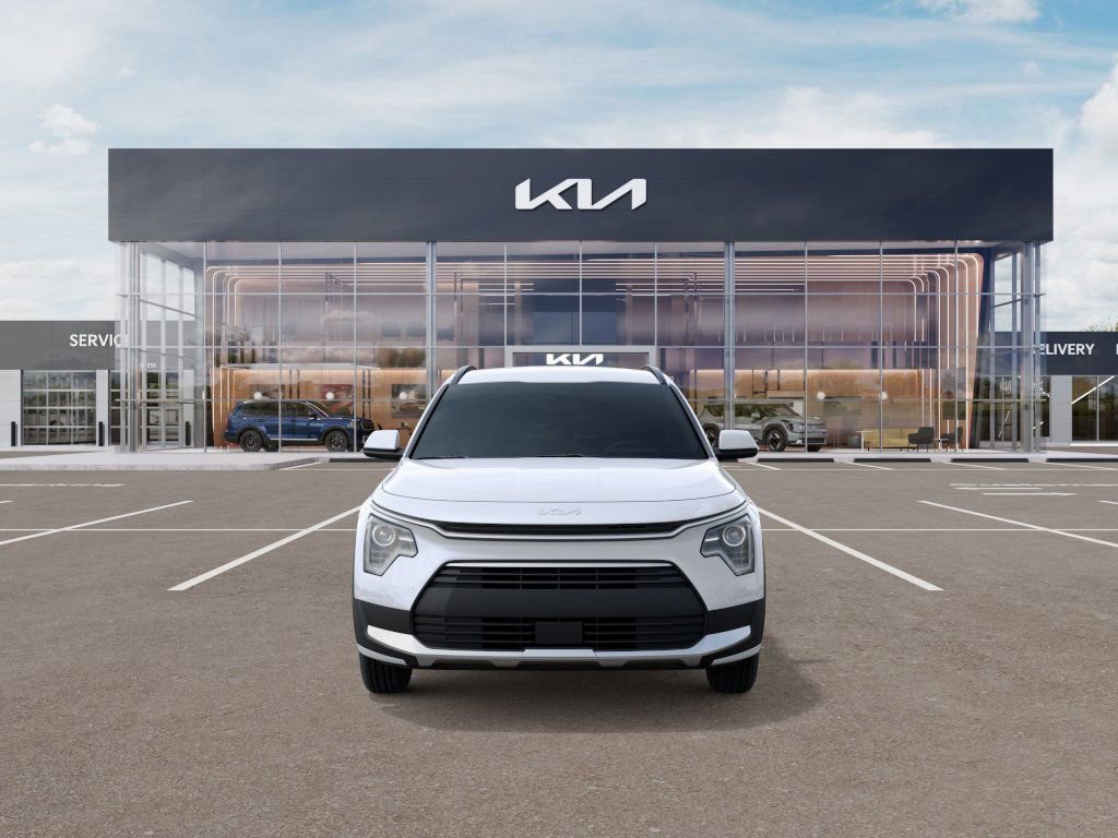 New 2025 Kia Niro EX image 2
