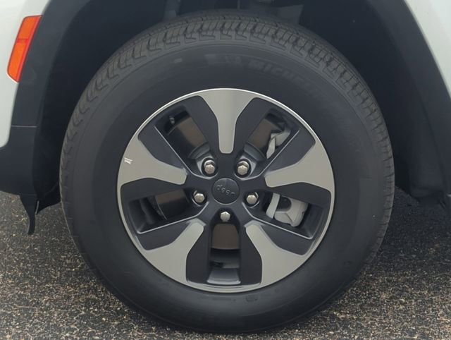 Used 2024 Jeep Grand Cherokee Limited 4xe image 10