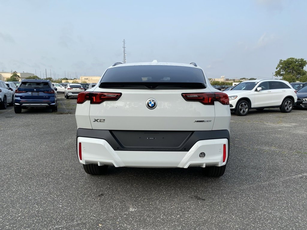 New 2026 BMW X2 xDrive28i w/ Convenience Package image 3